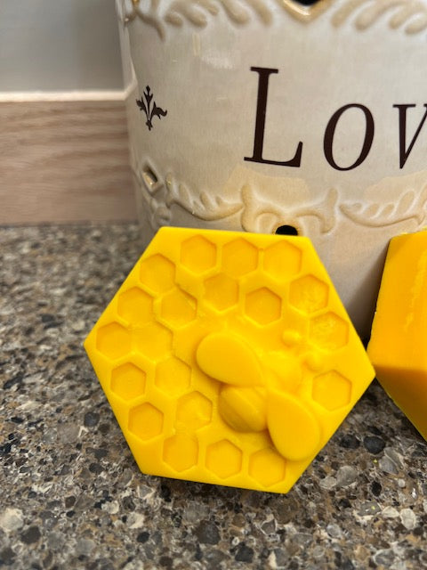 Honeycomb Oatmeal Milk and Honey Wax Melts